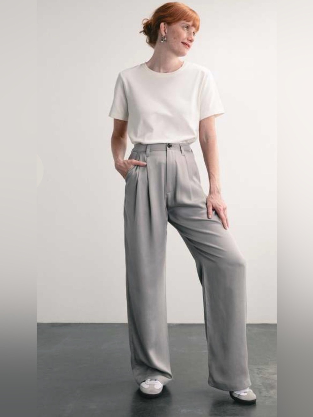 Darling Light Gray Pleated Trousers  NWT size 8. Retail $198